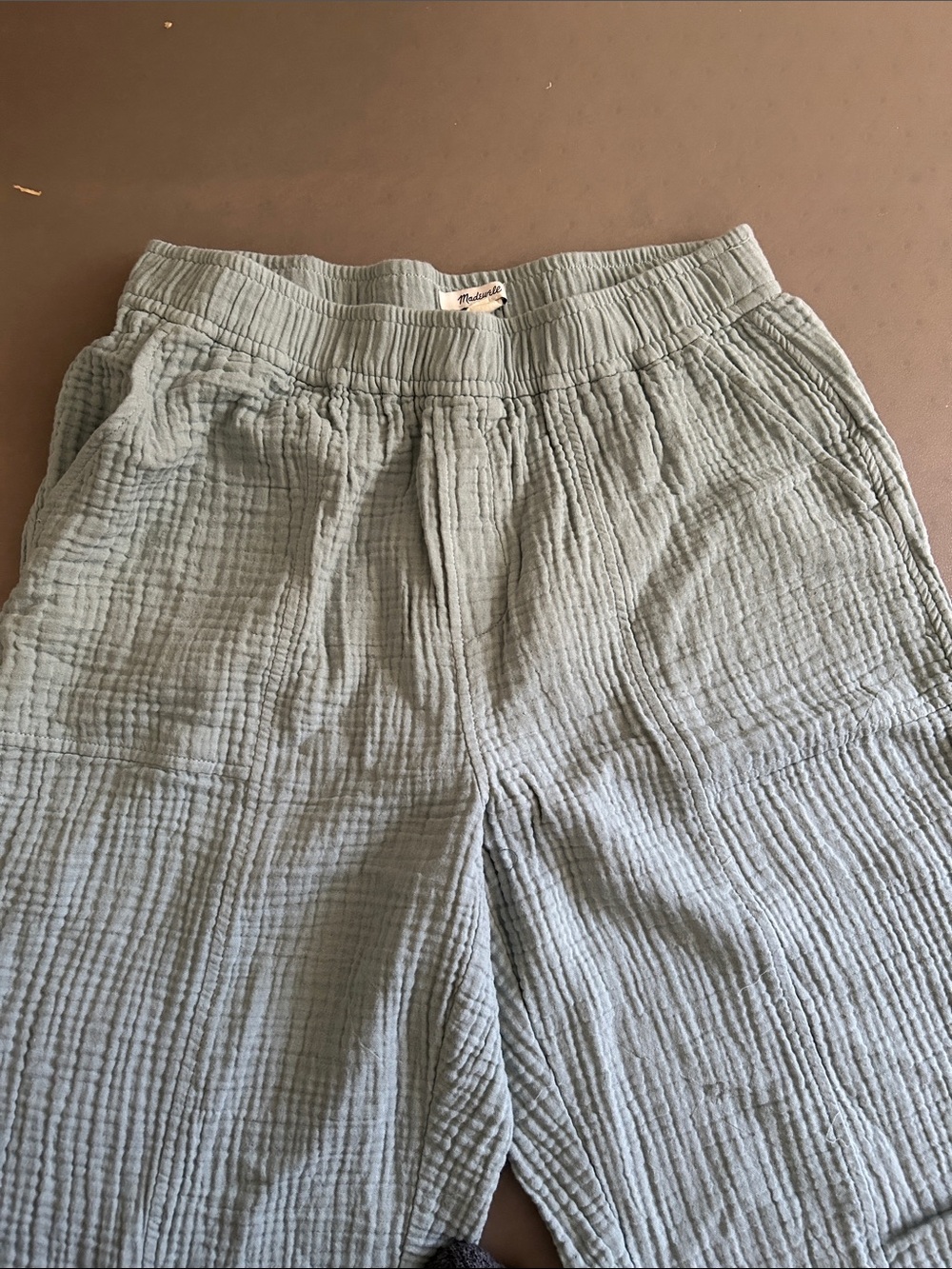 Madewell Relaxed Crinkled Pants in Sage Green - Picture 3 of 4